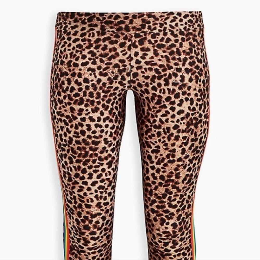 Flash Sale! Torrid Rainbow Leopard Liquid Leopard Rainbow Side Stripe - Picture 2 of 3